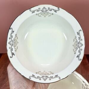 Set of 4 Vintage Eastern China USA 22k Gold Small 5.5in Art Deco Bowls